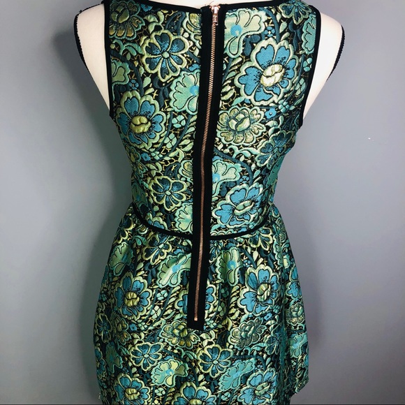 Metallic sleeveless dress size XS - Picture 6 of 8